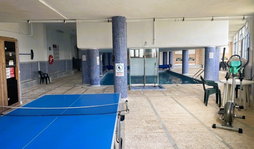 Communal-coved-pool-CSH125.jpeg-2