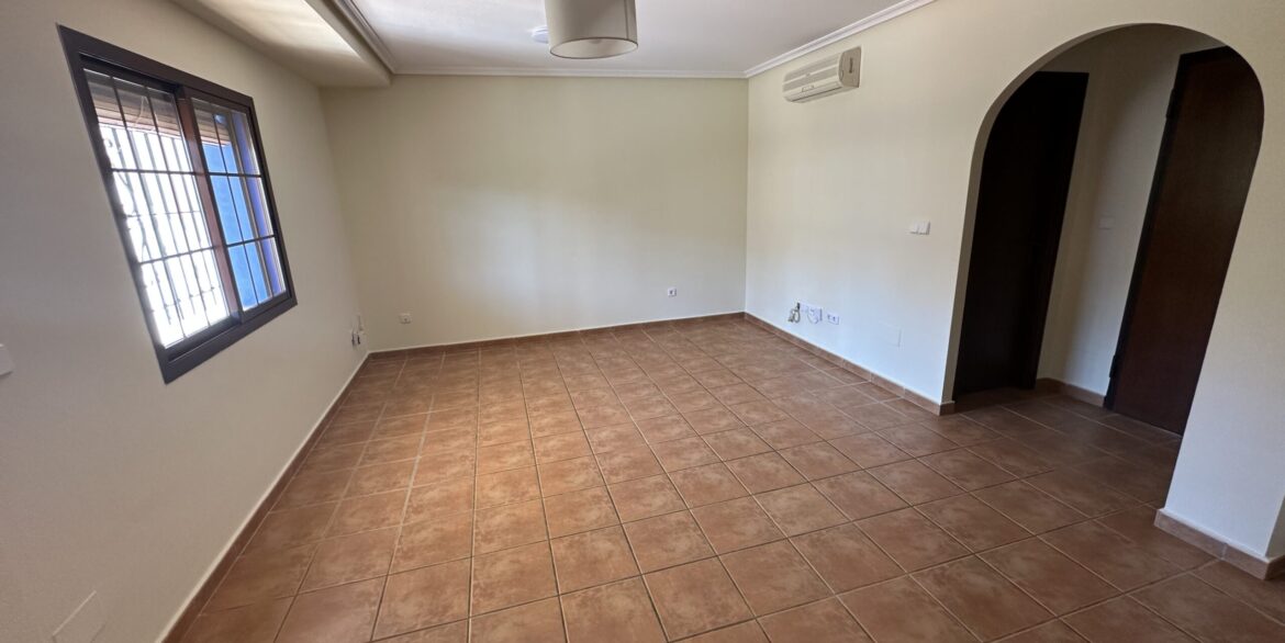 Photo-17-4-26-11-28-39-scaled