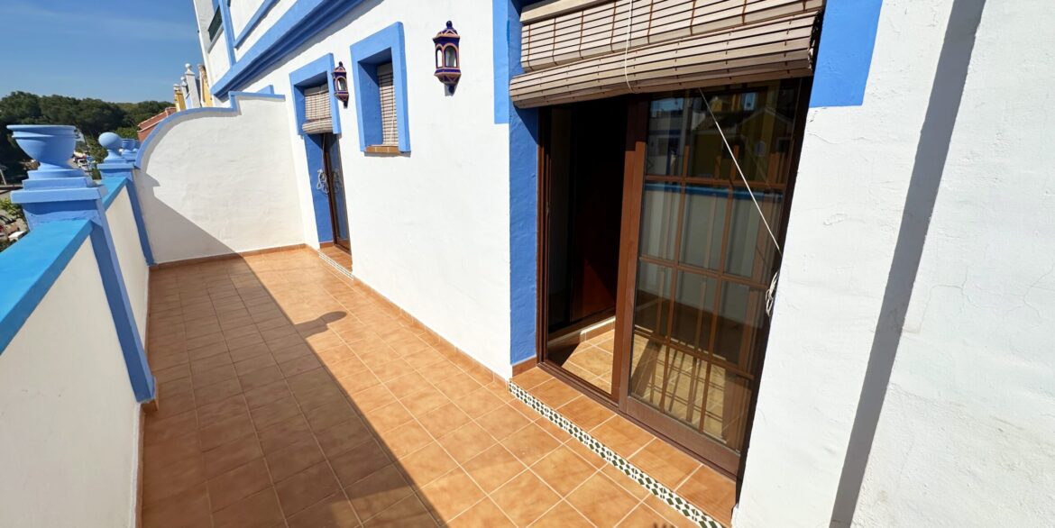 Photo-17-4-26-12-31-04-14-scaled