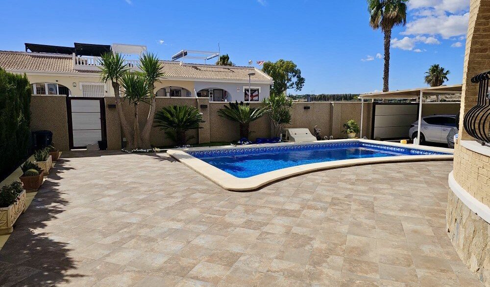 Swimming-pool-2-CSH110