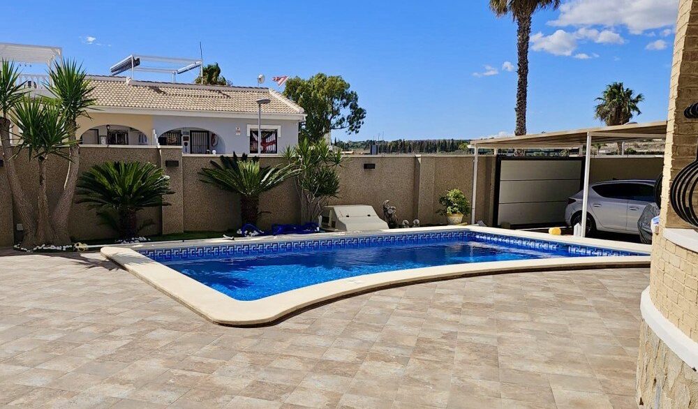 Swimming-pool-CSH110