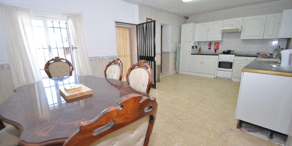 d69748a4fa346b69748a4fa34b9