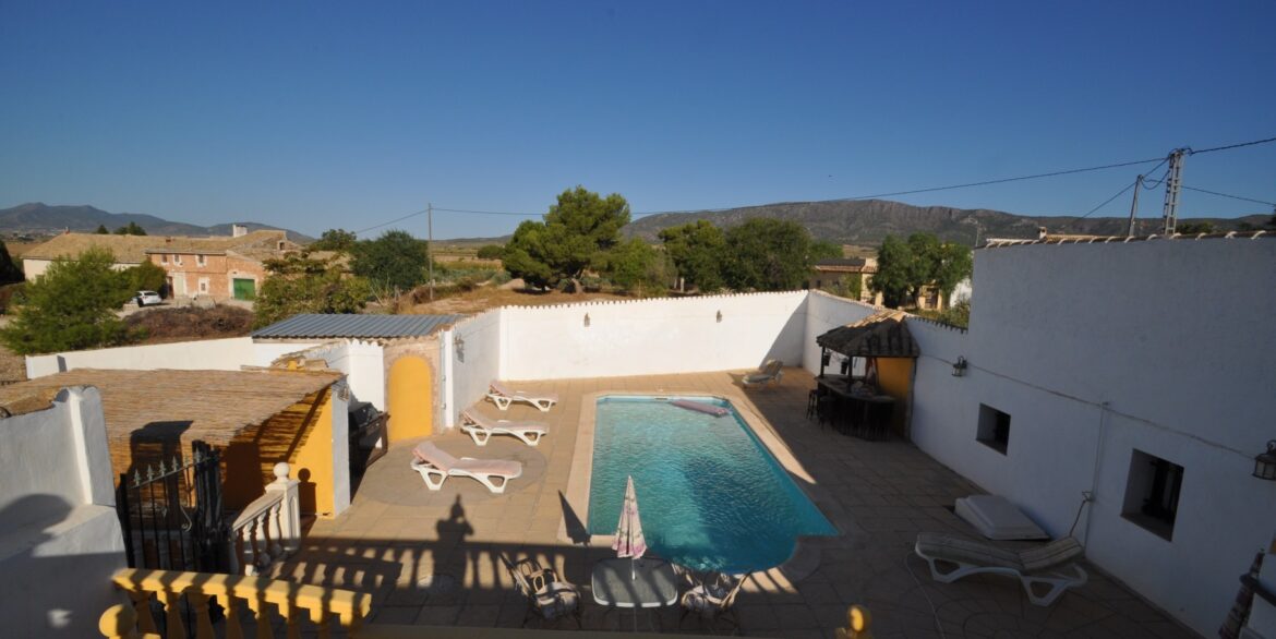 d69748a4fd06d969748a4fd08b8