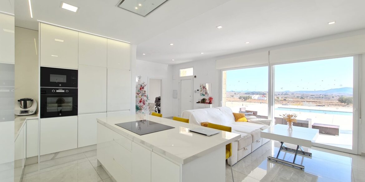 d69b1570faecc569b1570faed0b