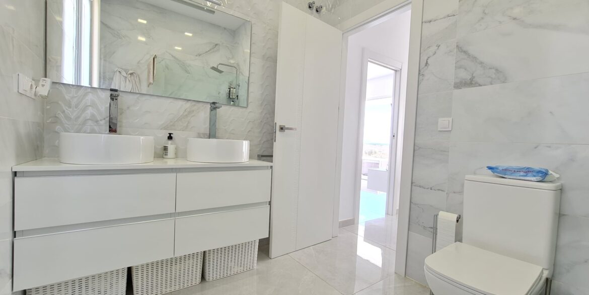 d69b1570fc02f469b1570fc033a