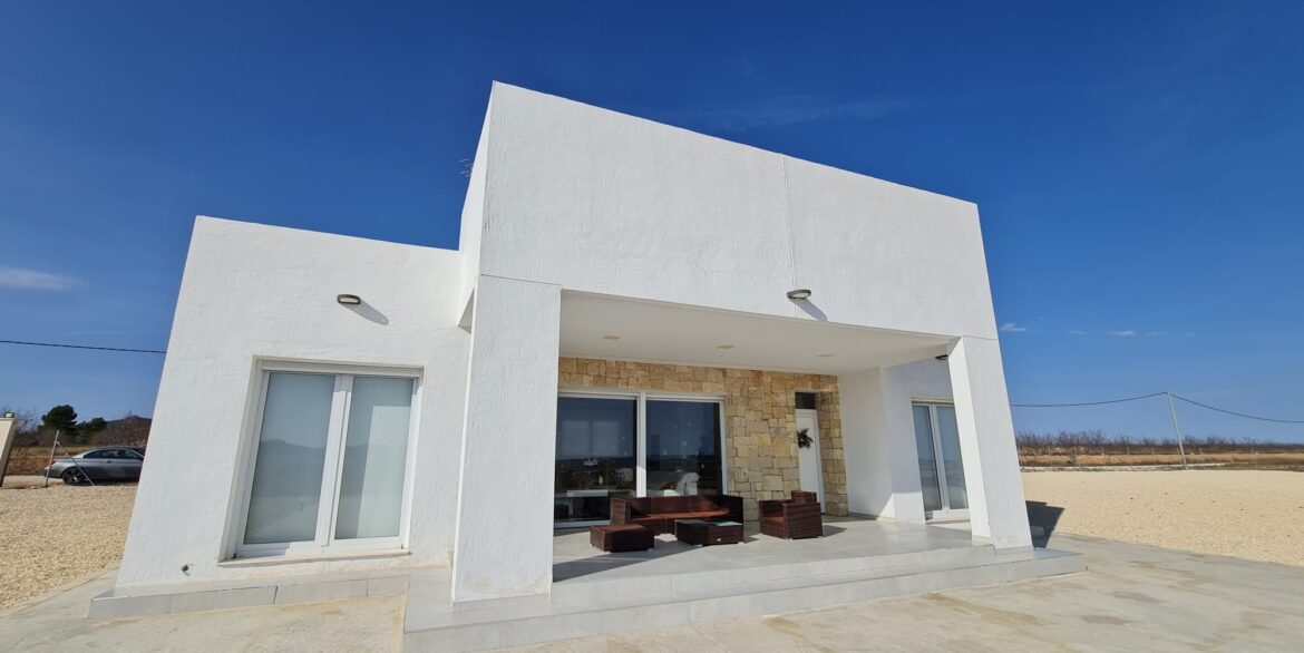 d69b1570fcb7d669b1570fcb81d