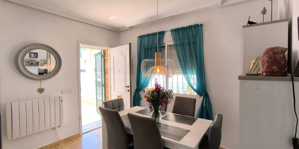 d69c257281e3dc69c257281e422