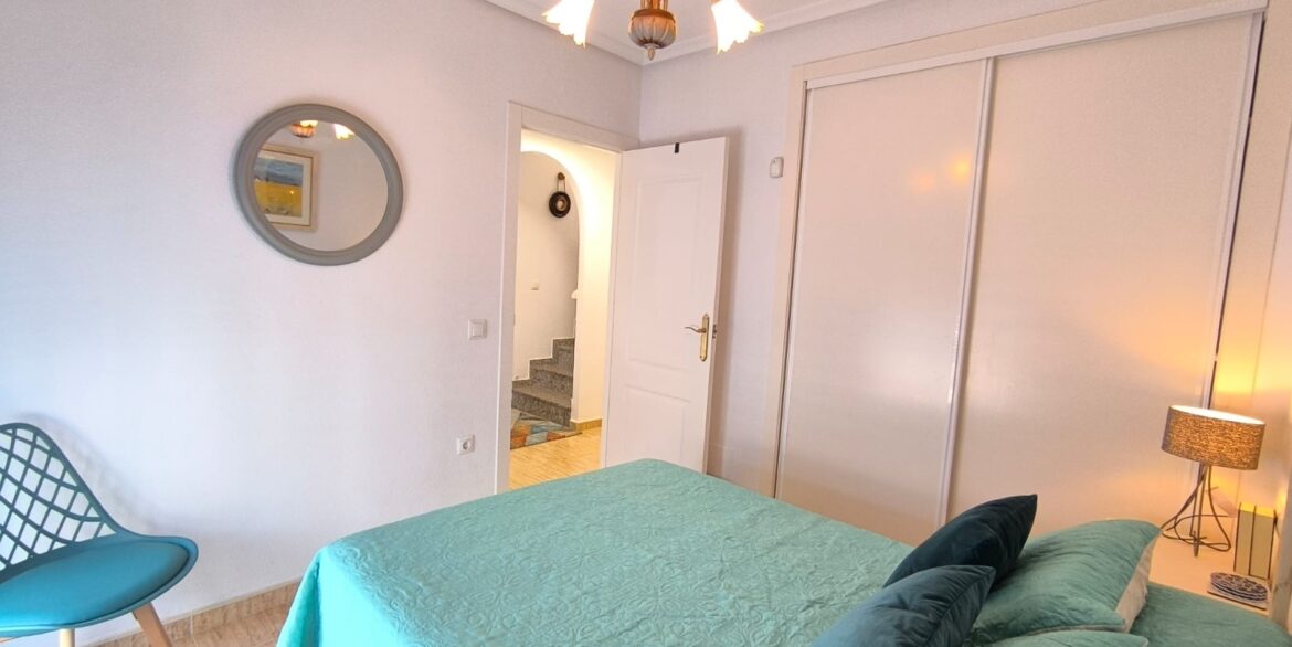 d69c257282928e69c25728292d4