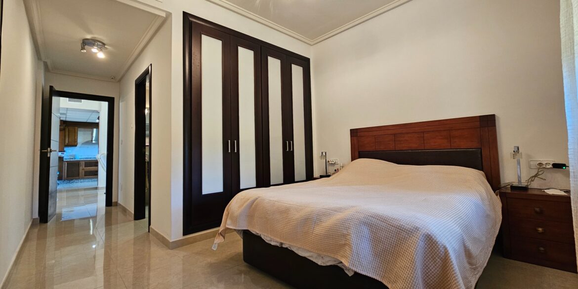 o_1isbjlljnvtq1mh1ta57vi1a4q22