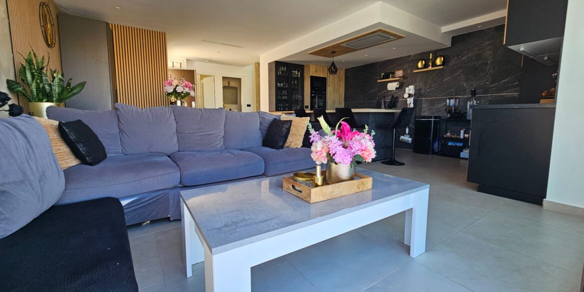 o_1jhntjkp91h8shlt1piiu7e1kp025