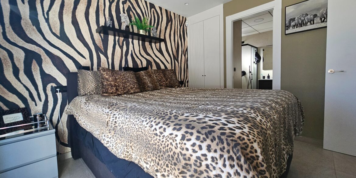 o_1jhntjkp9bp51a1ejjii4gr6b23