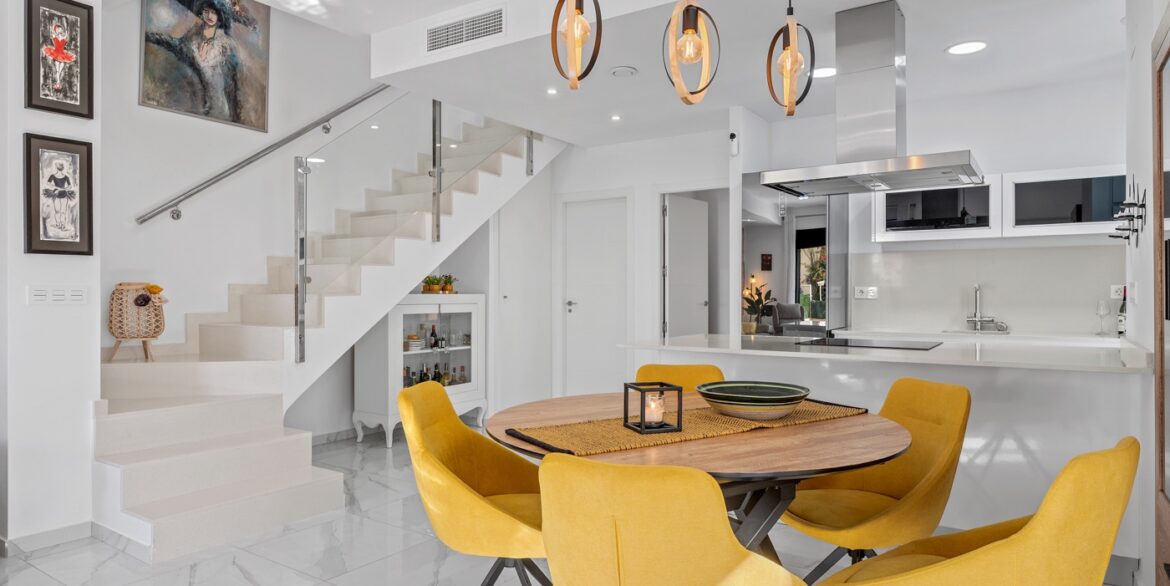 o_1jjp9kh9e474eornhbaqovmr3s