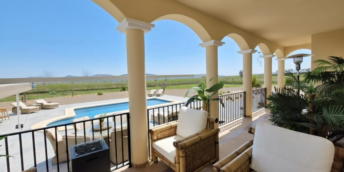 o_1jjq4bdpn1ig13s1hpbekvvor3q