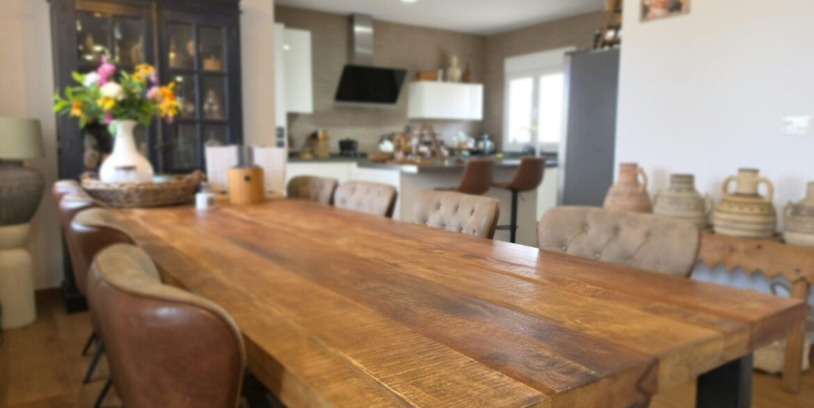 o_1jjq4bdpn1nvc1shqv1v1abbsfi59