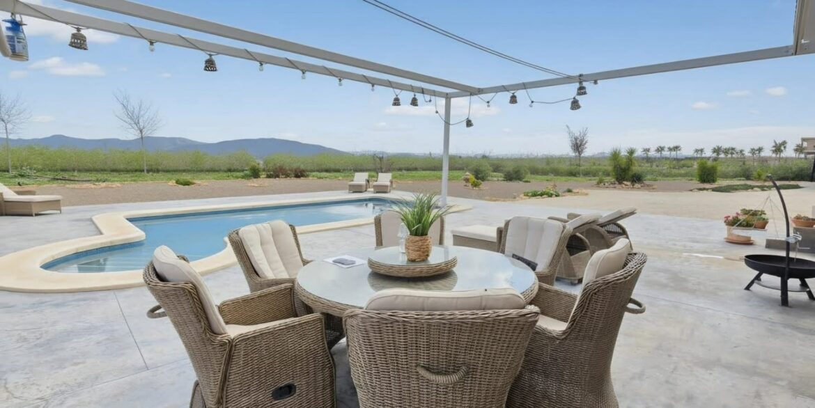 o_1jjq4bdpn8t917vk12ni1v2e12pd3l