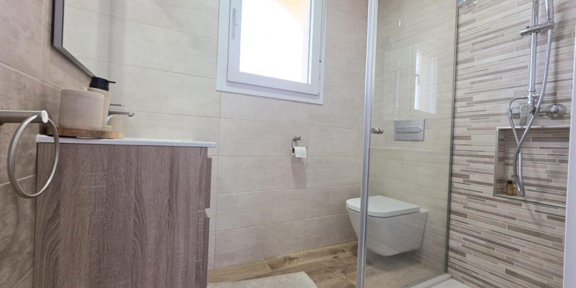 o_1jjq4bdpnauh1fl21eokj8q114k4h