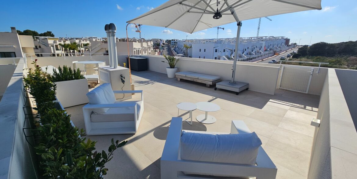 o_1jki4vkb71v5p1u1t1tp57jtccu1u