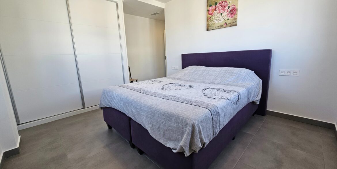 o_1jkit27tse8p1k6k1kuvfh9iop23