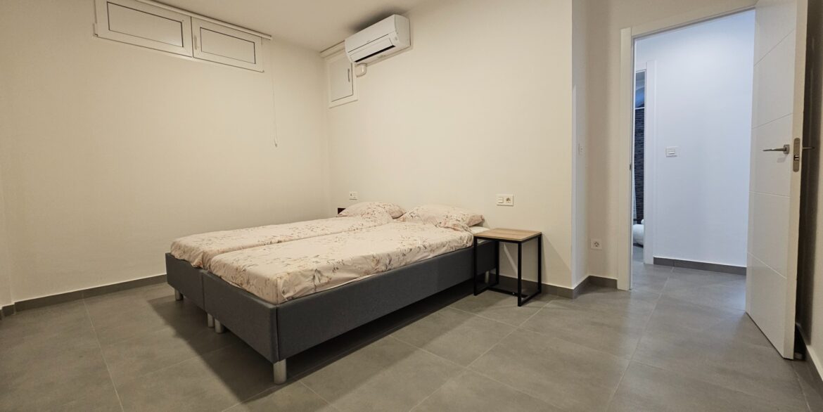 o_1jkit27tsld616l01bc1788rge25