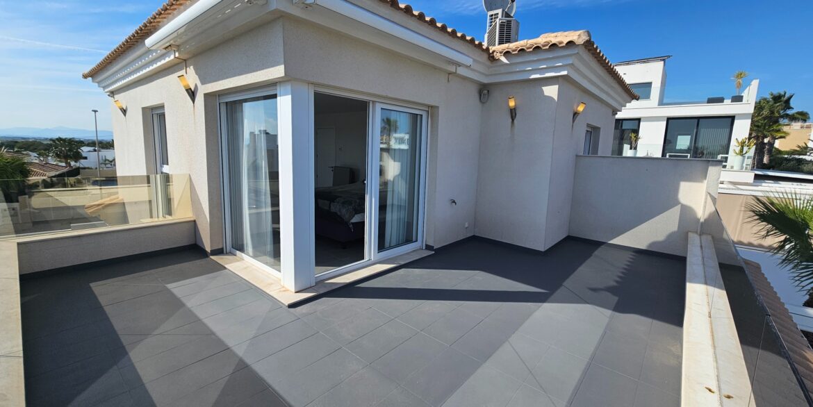 o_1jkit27tsv4g17kq1ke947hg5621