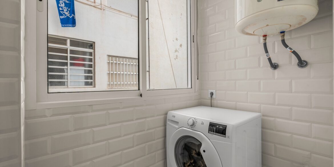 o_1jkvaqmh015vo9061b35do810o936