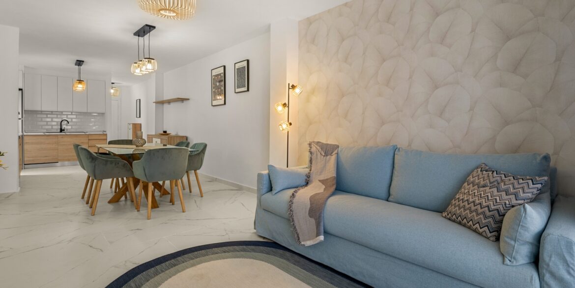 o_1jkvaqmh0a4aqsf1pcl1ishm8q33