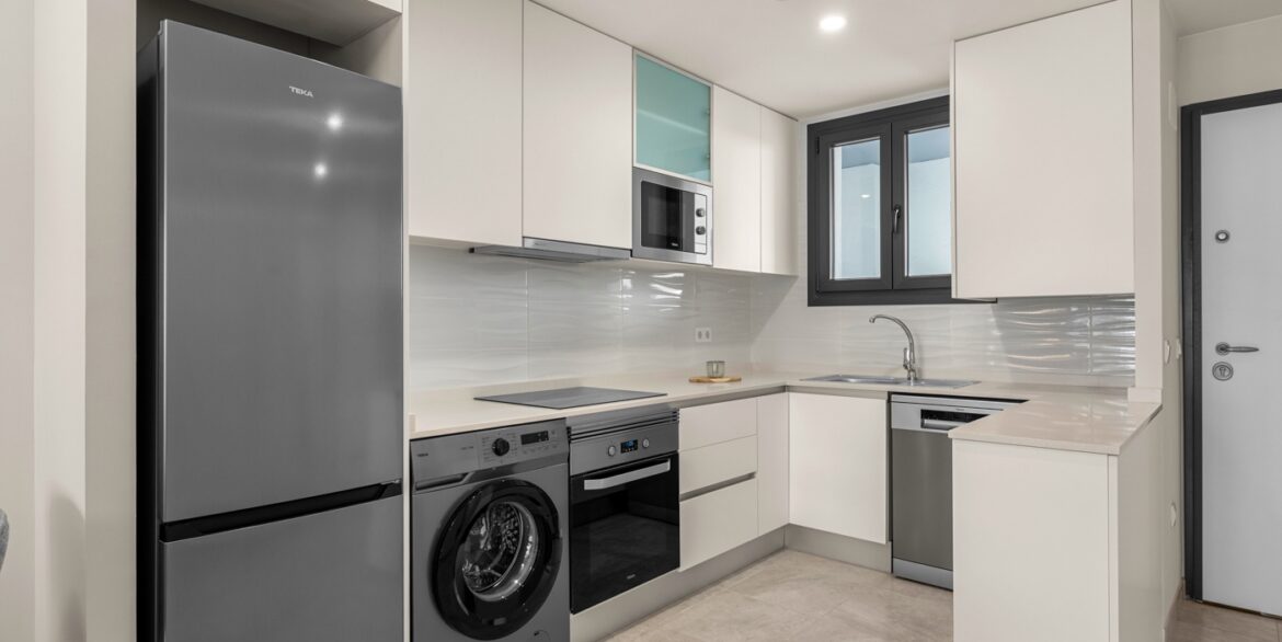 o_1jkvb31b31921bfetl6udh184a3d