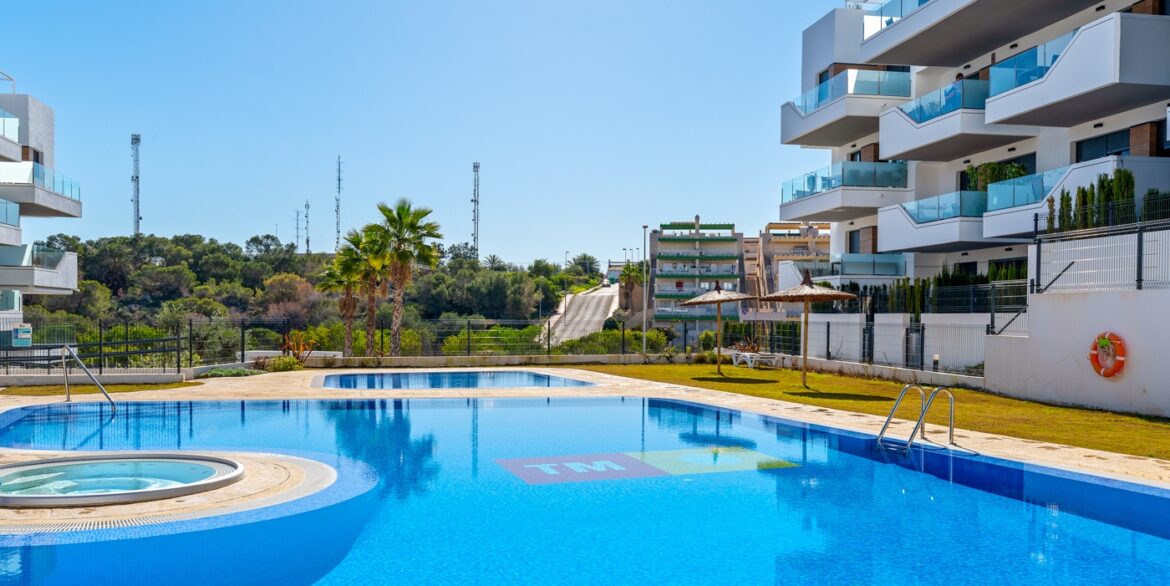 o_1jkvb31b31s0d1ij3fv8pggurh2p