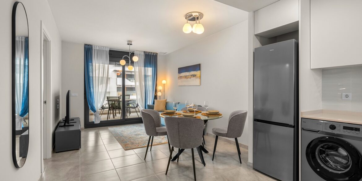 o_1jkvb31b3u8n141b1nsbjp914ke3g