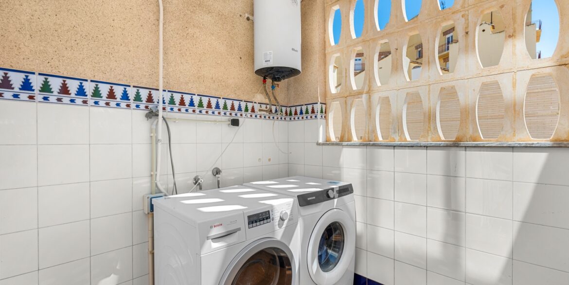 o_1jkvbniav1g664ag1hbd6c223b3a