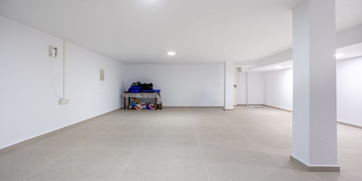 o_1jkvjqch9kg0ch4ods1etfr4e40