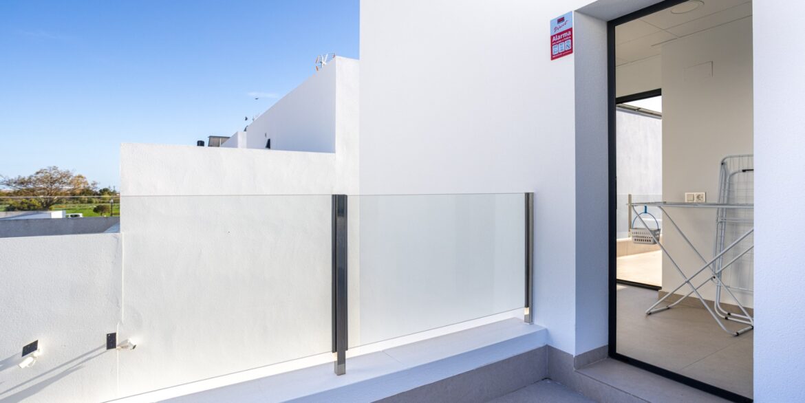 o_1jkvjqcha1m6p14a2dr61dbb8nb4d