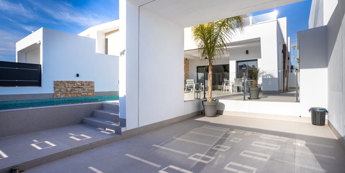 o_1jkvjqchak5l8q1gkq170m1rtm4k