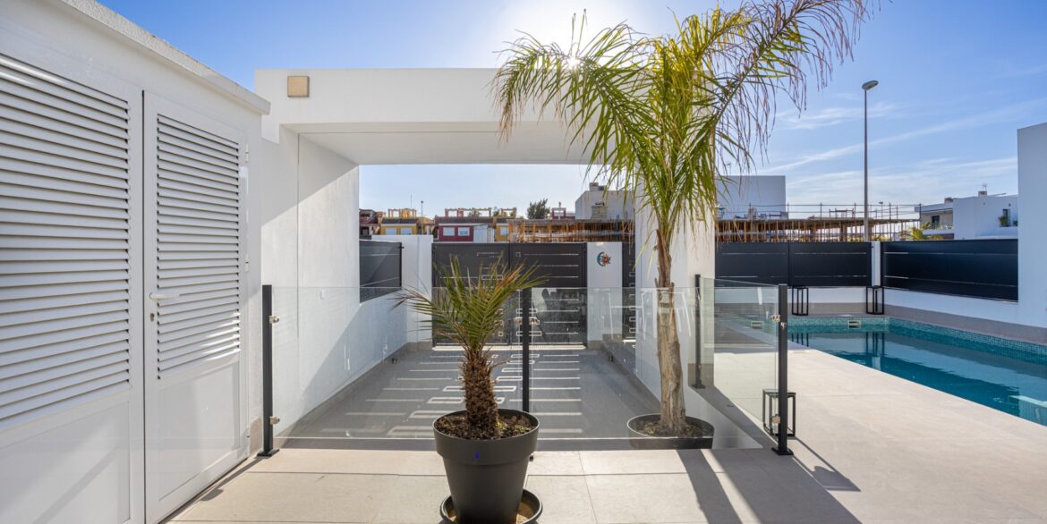 o_1jkvjqchav0mh3d180pf0o19b74h