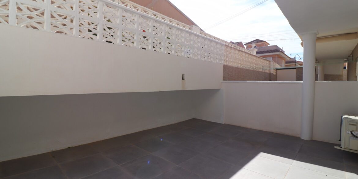 o_1jl222aei8n31bj1psq1bkn8vj2e