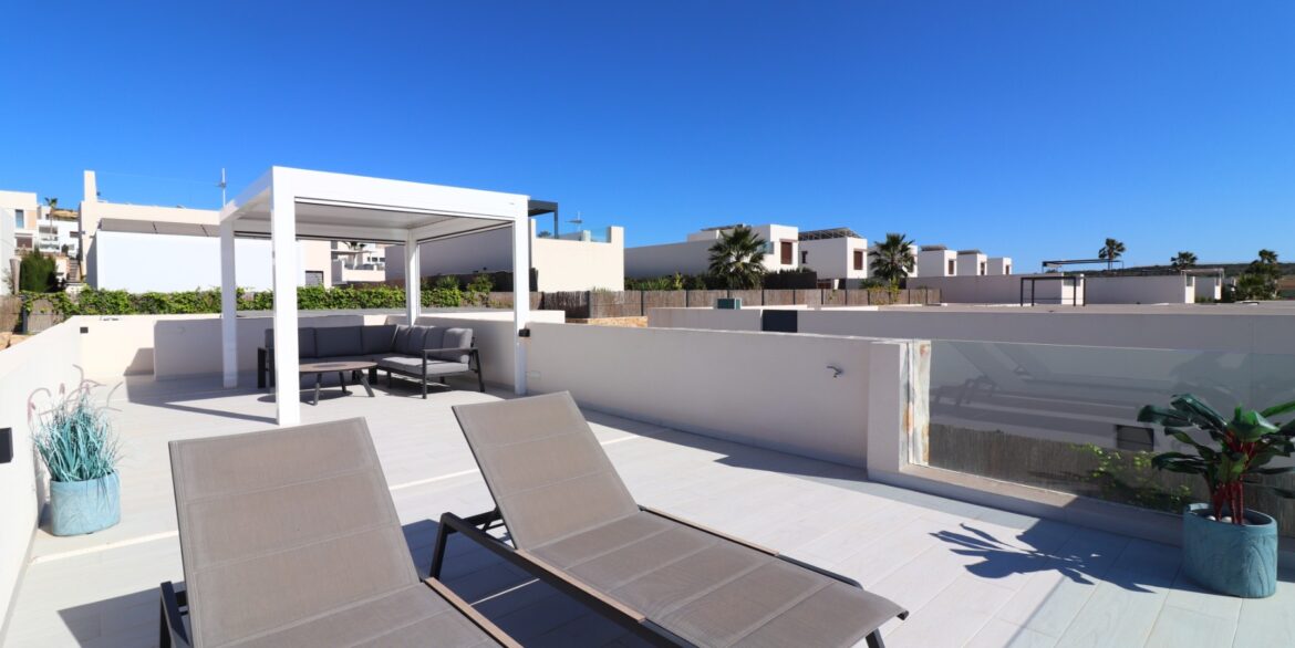 o_1jl6q5r4e193grue19q8sdv1v6s33