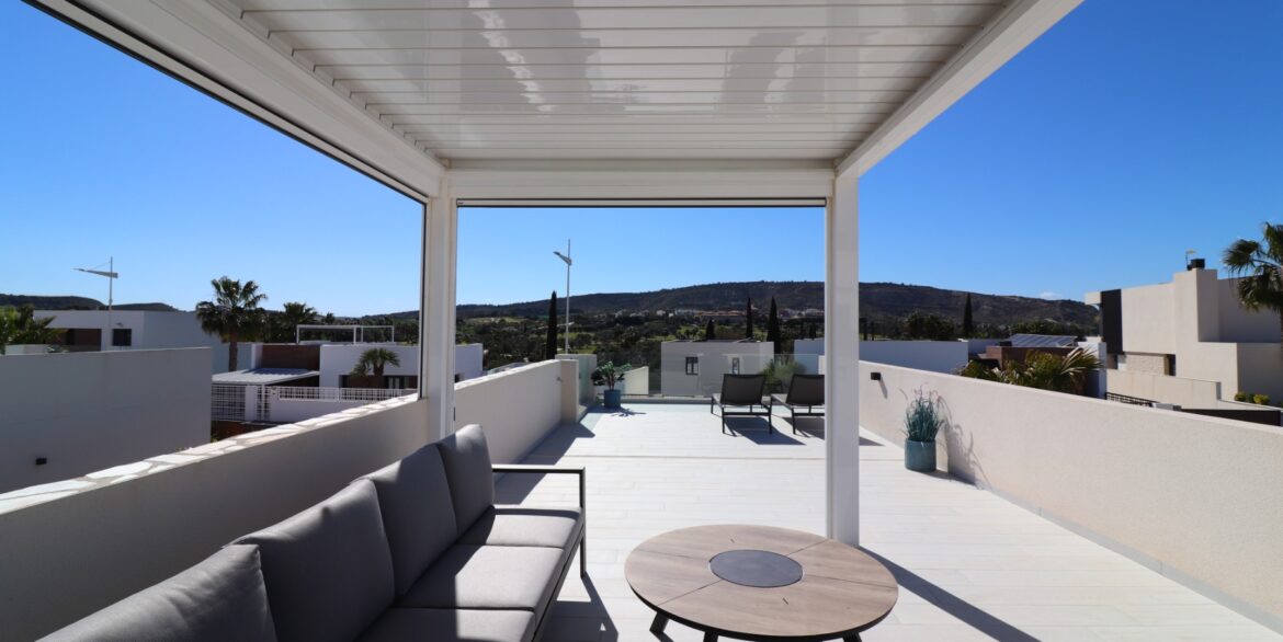 o_1jl6q5r4e9v91hfi17871td71gg32