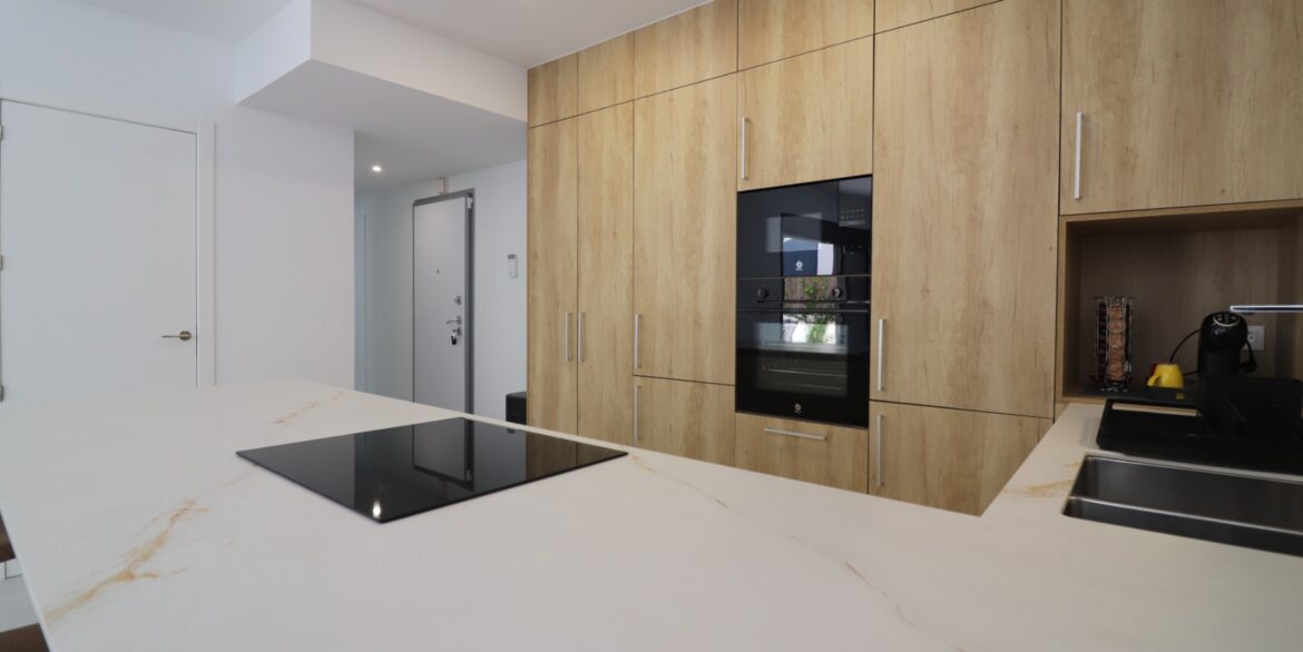 o_1jl6q5r4ev5o1shn1a4n5l6oiu2g