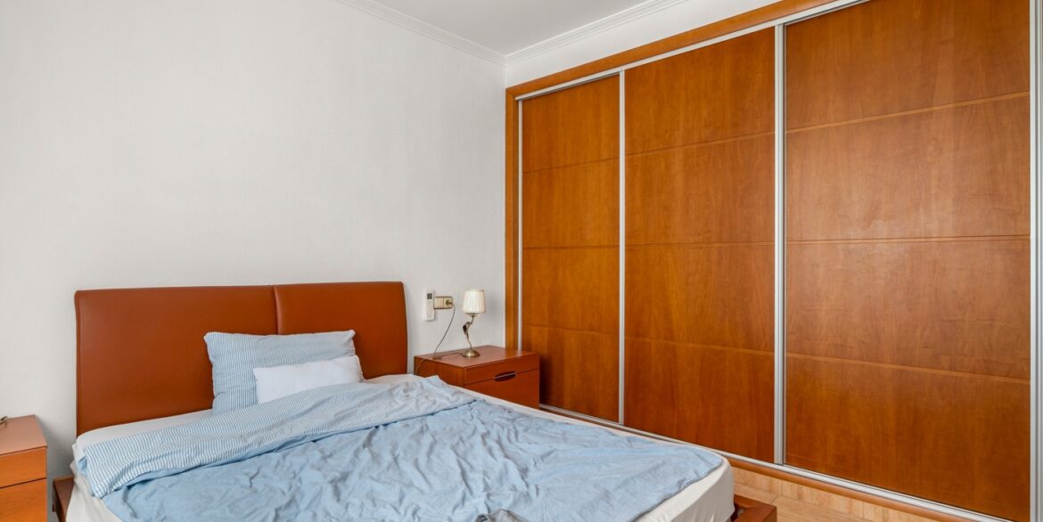 o_1jlc12845134o19751tlmbeedmg3c