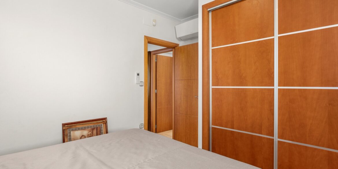 o_1jlc128451a981q5j17n5q6ahku3j