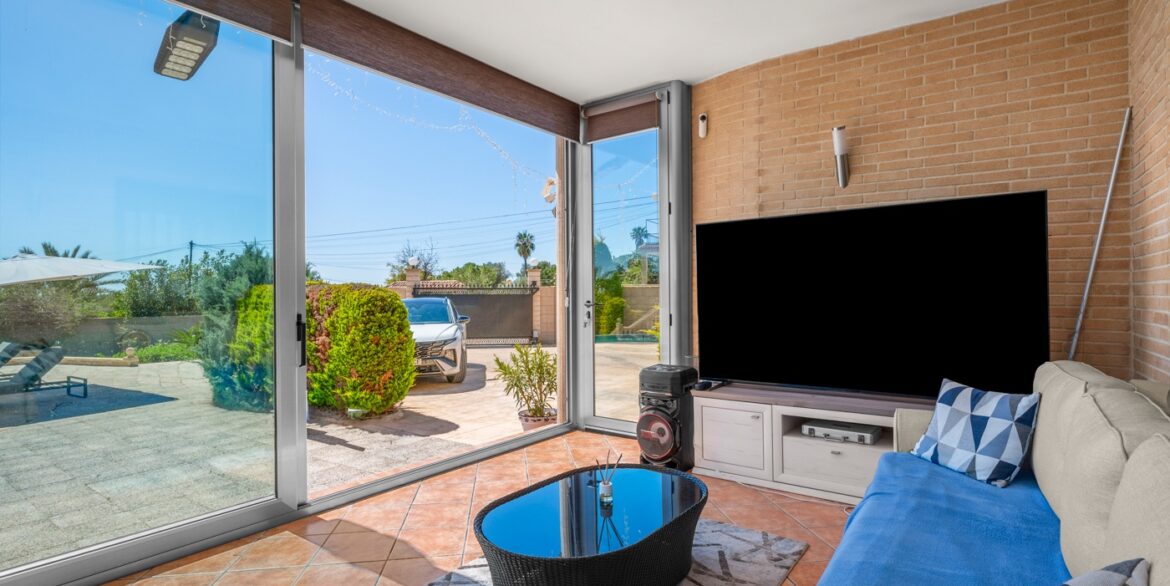 o_1jlc12845qbr91a16hpgvc4ha38