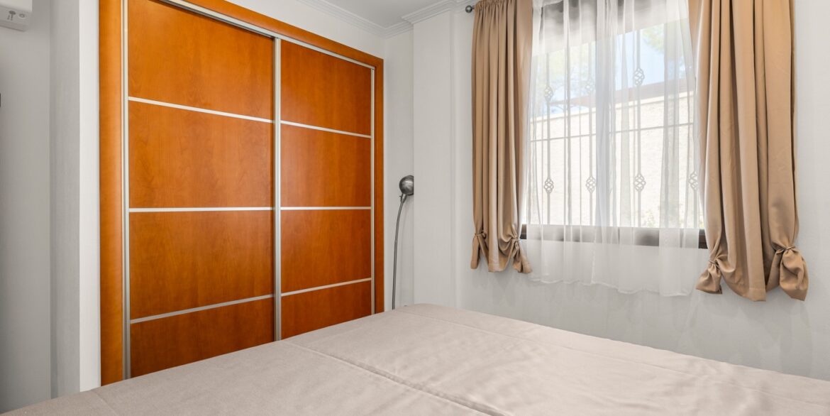 o_1jlc12845ram7l2dtm12ql13tv3i