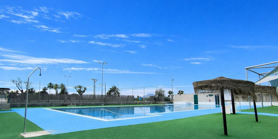 o_1jlm0pke82dr1lekgoi255g9818