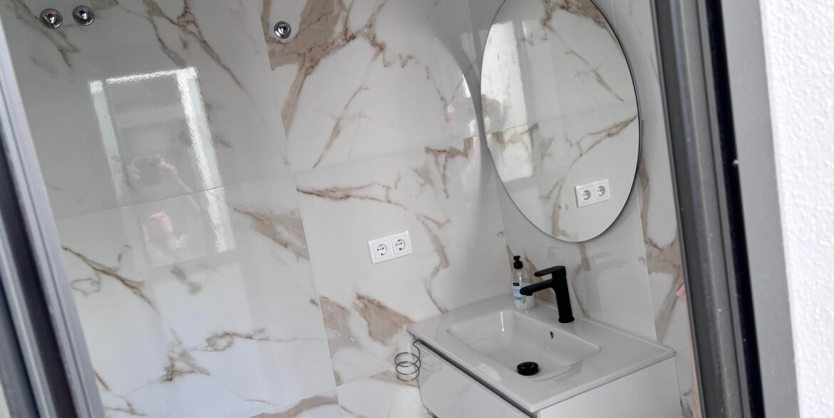 o_1jlrsobcf7n4d531p585dbqru3a