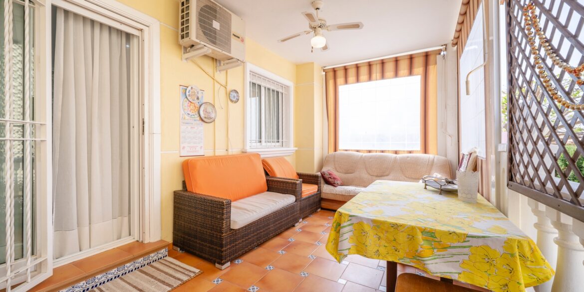 o_1jlusebu8f8q1okhl1g1vmq4j338