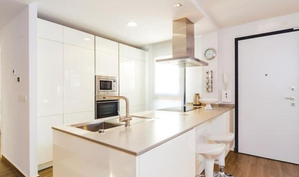 o_1jm0em6mb186rgv1f5k1ead1ib528