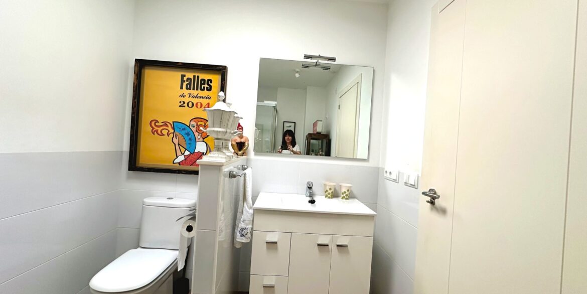 o_1jmntphei1kvmd4b1iuu1dka8013e