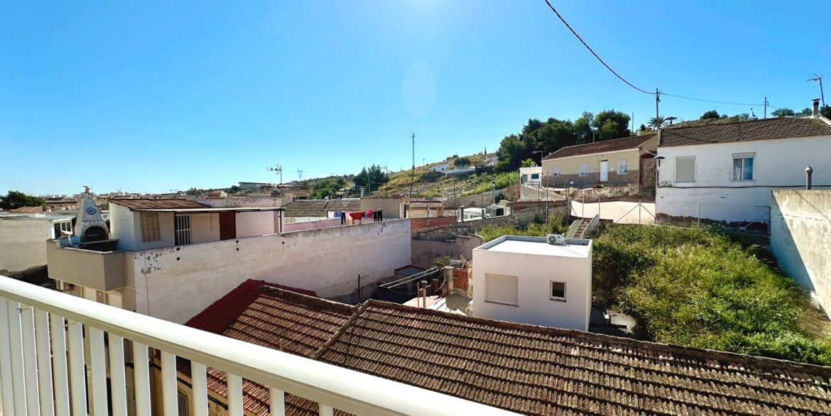 o_1jmntphei1rgt1ukkau71tn4fbc39