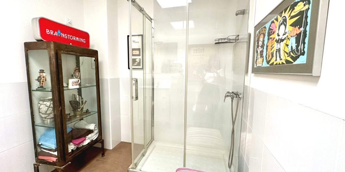 o_1jmntpheiidg1c2u131ckb196u3d