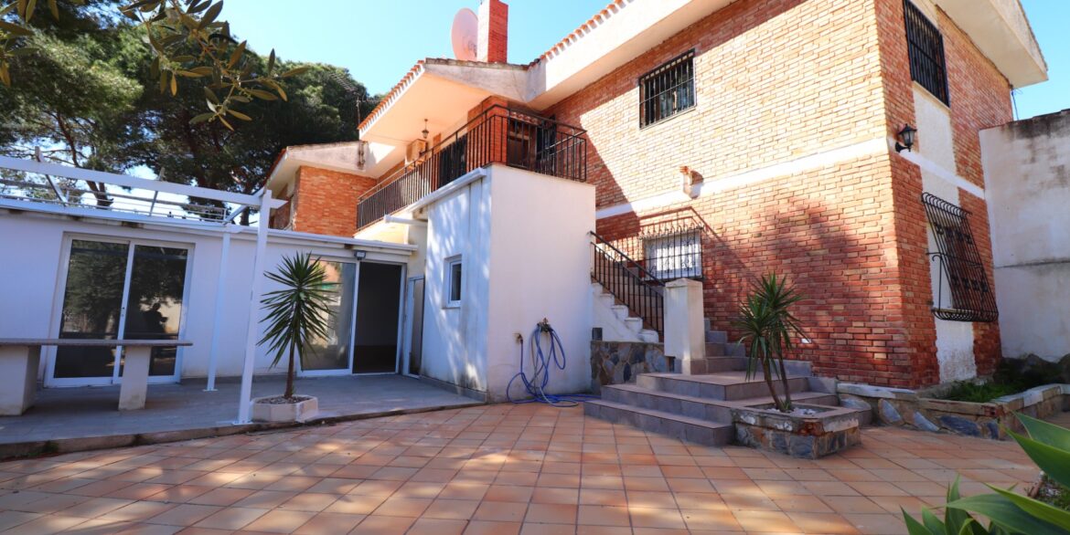 o_1jmo4s5f815ra1sod1br1rnl1bho1u